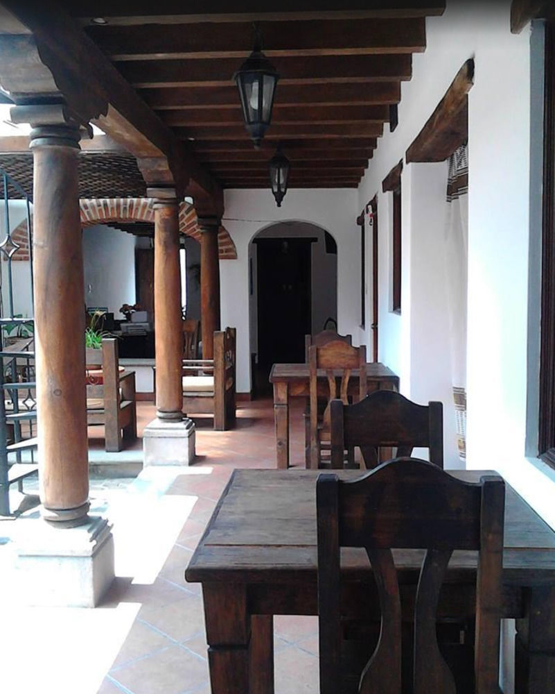 Hostal Antigua Exterior photo